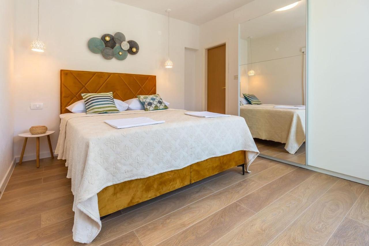 Tatijana Holiday Apartments Макарска Экстерьер фото