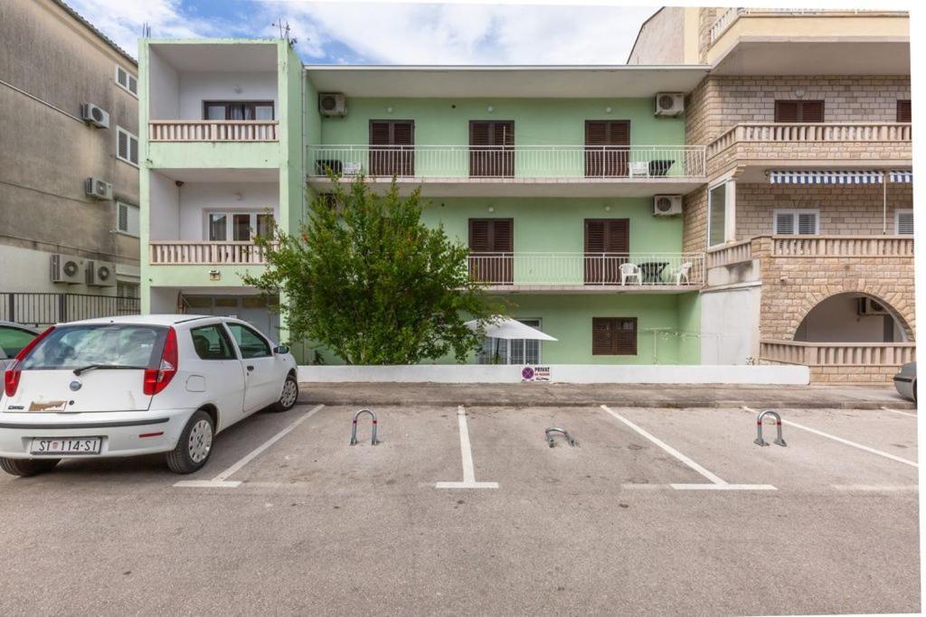 Tatijana Holiday Apartments Макарска Экстерьер фото