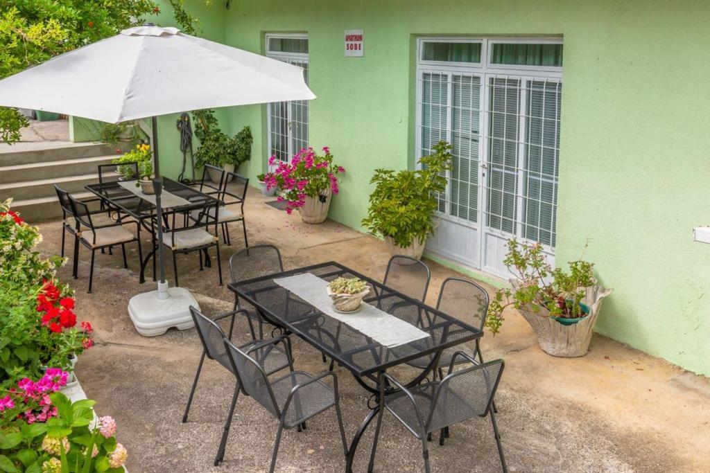 Tatijana Holiday Apartments Макарска Экстерьер фото